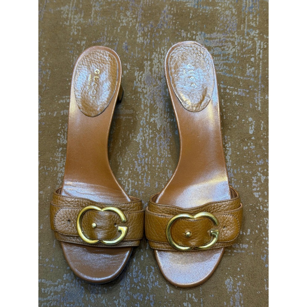 Gucci Vintage Tan Pebbled Leather Interlocking G Buckle Block Heel Mules 38
